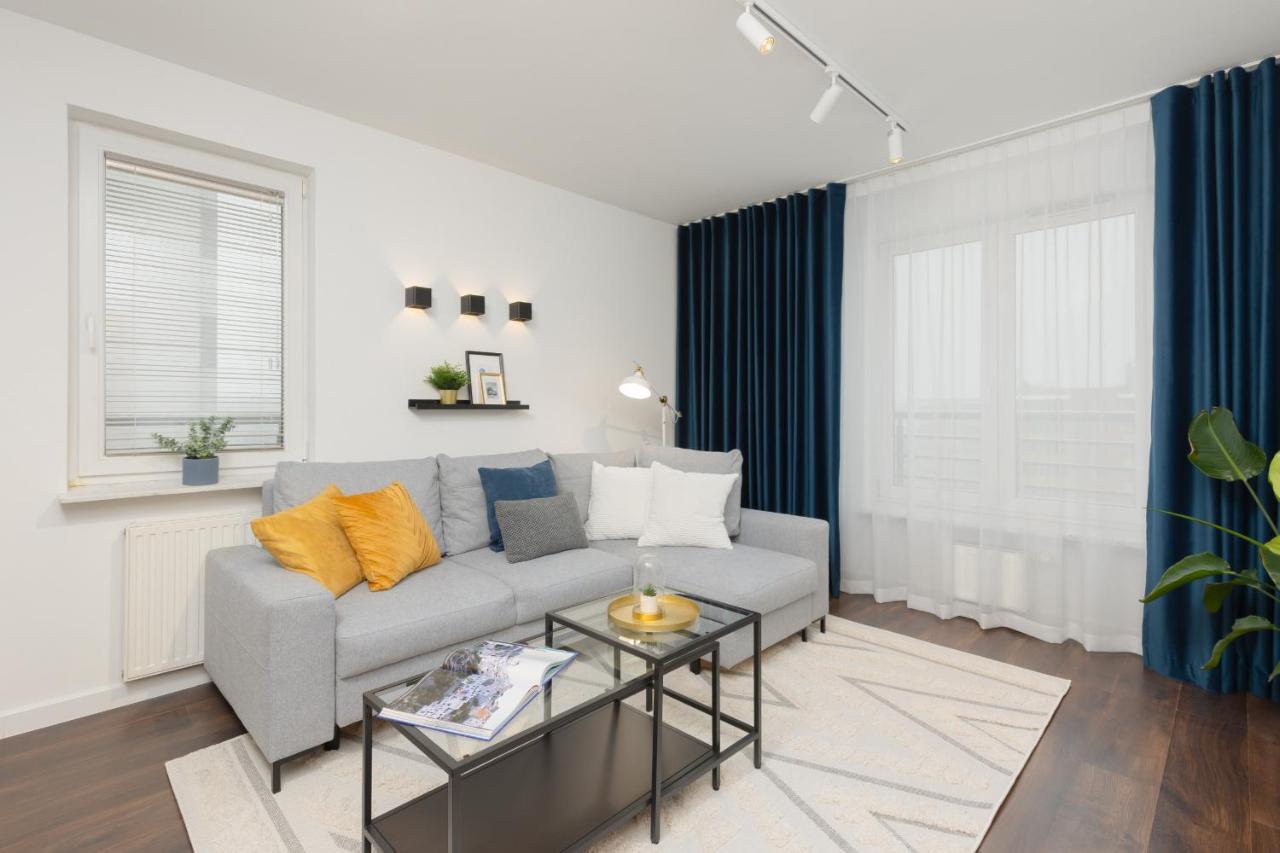Beautiful & Spacious Warsaw Apartment By Noclegi Renters Bagian luar foto